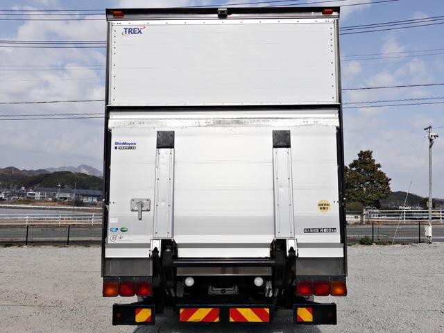 三菱ふそうスーパーグレートアルミバン大型（10t）[写真02]