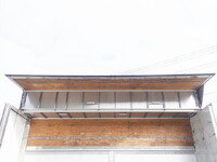 三菱ふそうスーパーグレートアルミウイング大型（10t）[写真15]