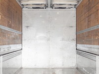 三菱ふそうスーパーグレートアルミウイング大型（10t）[写真16]