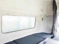 三菱ふそうスーパーグレートアルミウイング大型（10t）[写真27]