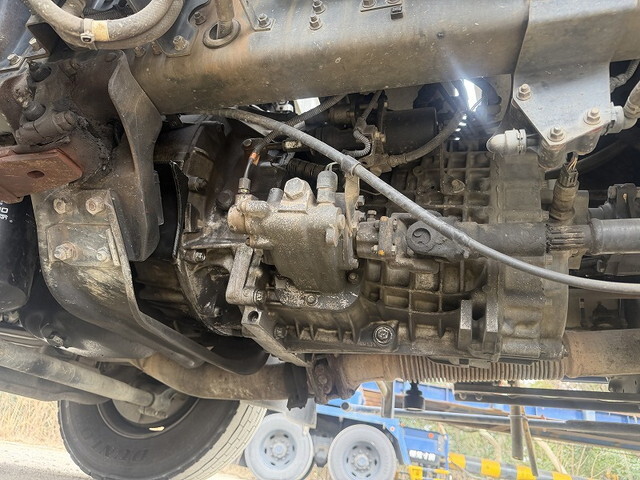 三菱ふそうファイタータンク車（タンクローリー）増トン（6t・8t）[写真13]