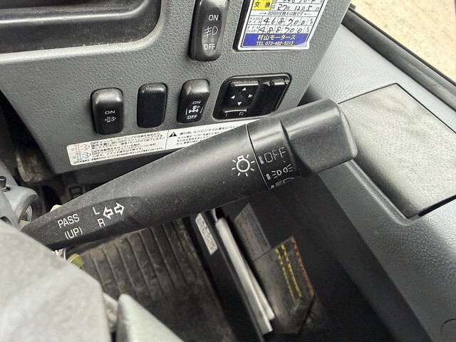 三菱ふそうファイタータンク車（タンクローリー）増トン（6t・8t）[写真37]