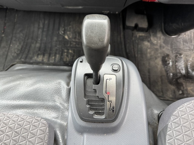 いすゞエルフ冷凍車（冷蔵車）小型（2t・3t）[写真08]