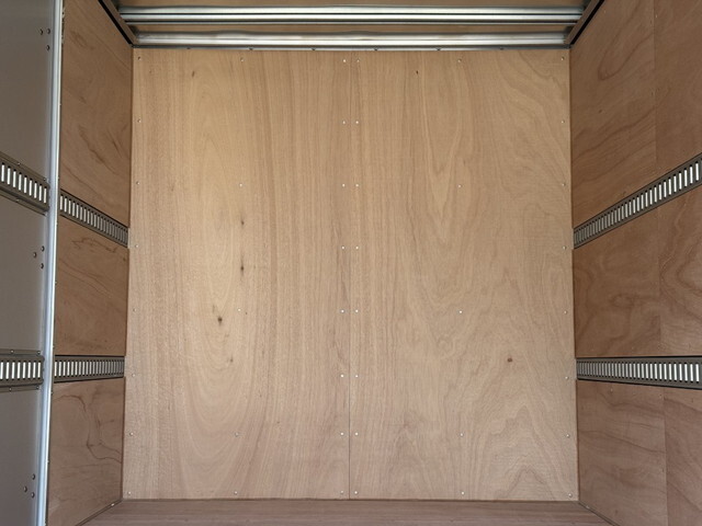 日野デュトロアルミバン小型（2t・3t）[写真13]