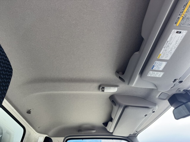 日野デュトロアルミバン小型（2t・3t）[写真17]