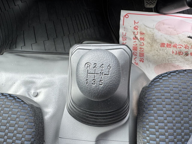 日野デュトロアルミバン小型（2t・3t）[写真19]