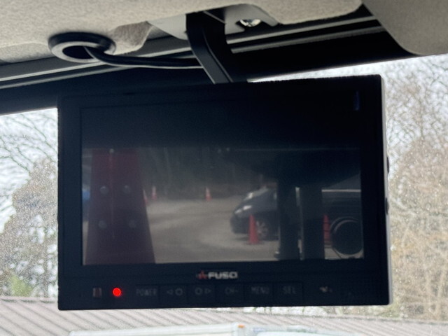 三菱ふそうファイターコンテナ専用車中型（4t）[写真17]