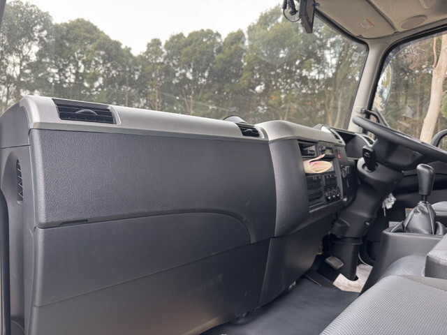 三菱ふそうファイターコンテナ専用車中型（4t）[写真19]