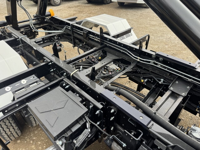 三菱ふそうファイターコンテナ専用車中型（4t）[写真27]