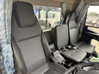 三菱ふそうファイターコンテナ専用車中型（4t）[写真06]