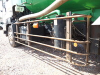 いすゞギガバキュームカー大型（10t）[写真24]