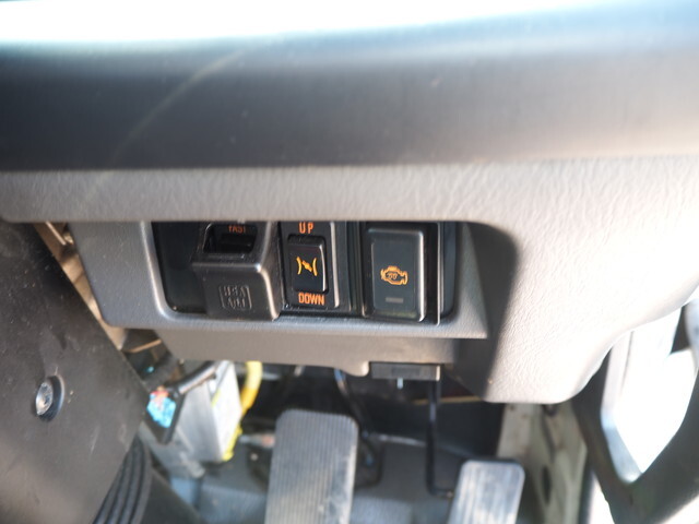 いすゞギガバキュームカー大型（10t）[写真37]