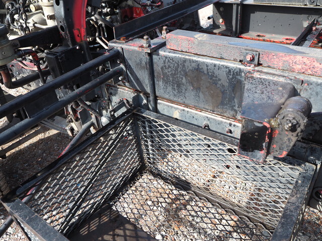 日野レンジャーダンプ増トン（6t・8t）[写真23]