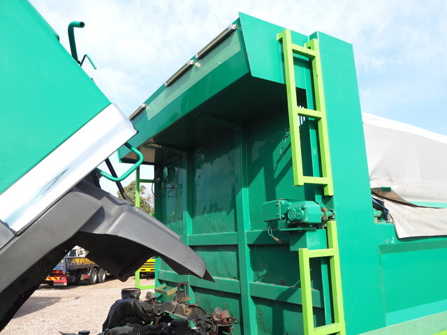 日野レンジャーダンプ増トン（6t・8t）[写真28]