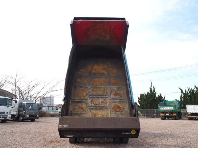 日野レンジャーダンプ増トン（6t・8t）[写真09]