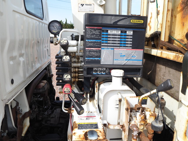 日野デュトロクレーン3段小型（2t・3t）[写真14]