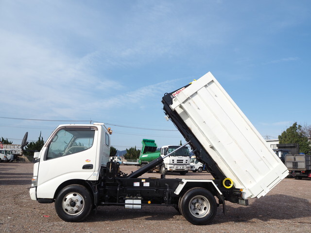 日野デュトロコンテナ専用車小型（2t・3t）[写真14]