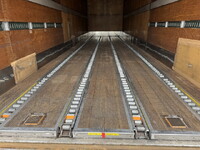 いすゞフォワードアルミバン中型（4t）[写真15]