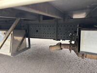 いすゞフォワードアルミバン中型（4t）[写真30]