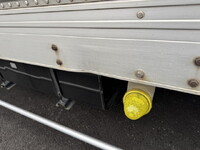 いすゞフォワードアルミバン中型（4t）[写真31]