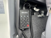 いすゞフォワードアルミバン中型（4t）[写真07]