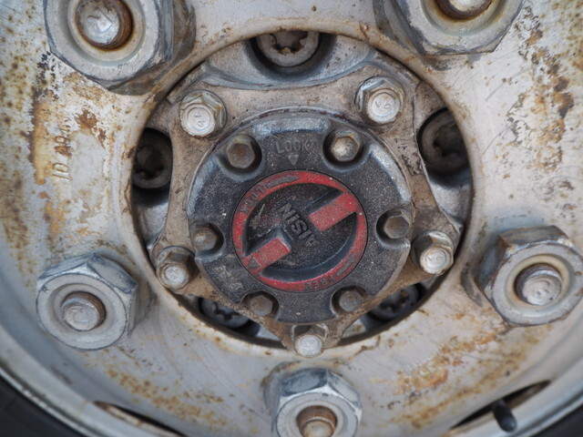 いすゞエルフタンク車（タンクローリー）小型（2t・3t）[写真11]