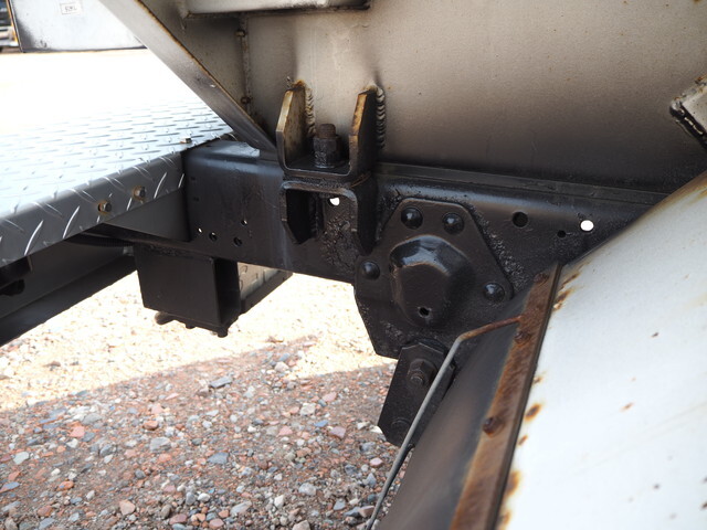 いすゞエルフタンク車（タンクローリー）小型（2t・3t）[写真14]