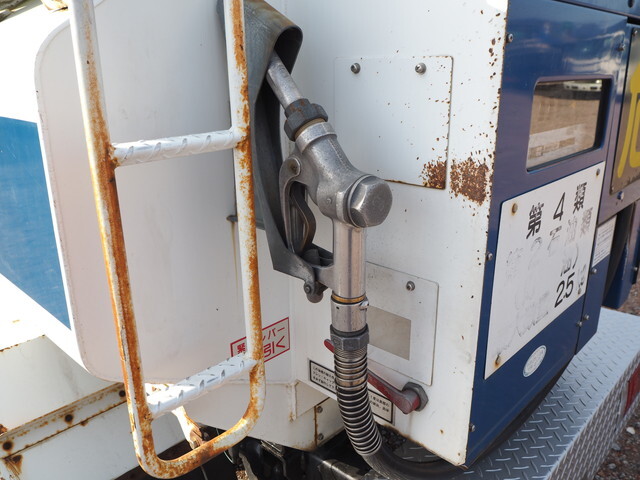 いすゞエルフタンク車（タンクローリー）小型（2t・3t）[写真19]