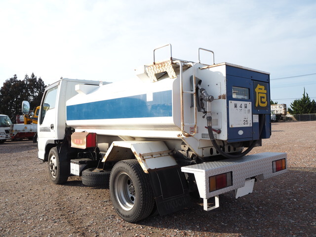 いすゞエルフタンク車（タンクローリー）小型（2t・3t）[写真02]