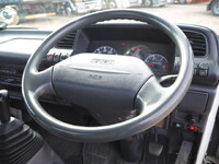 いすゞエルフタンク車（タンクローリー）小型（2t・3t）[写真36]