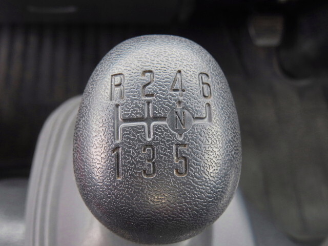 いすゞエルフアルミブロック小型（2t・3t）[写真24]