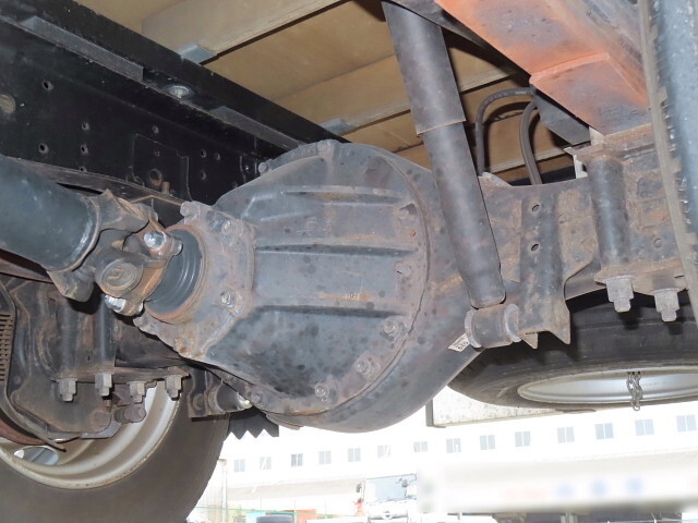 いすゞエルフアルミブロック小型（2t・3t）[写真09]