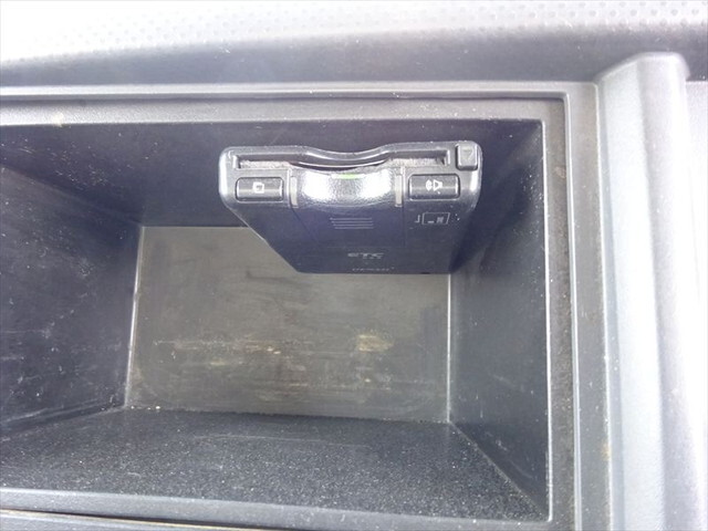 いすゞフォワード深ダンプ（土砂禁ダンプ）中型（4t）[写真27]