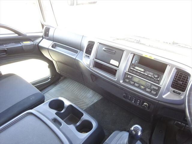 日野レンジャーパッカー車（塵芥車）中型（4t）[写真30]