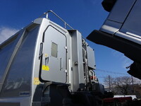 日野レンジャーパッカー車（塵芥車）中型（4t）[写真40]