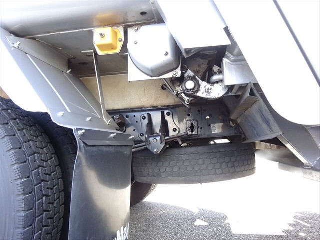 日野レンジャーパッカー車（塵芥車）中型（4t）[写真06]