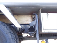 日野レンジャーパッカー車（塵芥車）中型（4t）[写真09]