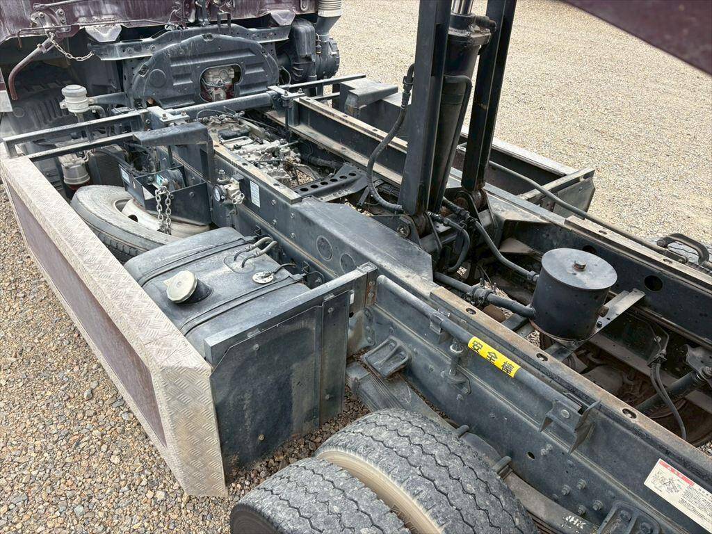 日野レンジャーダンプ増トン（6t・8t）[写真12]