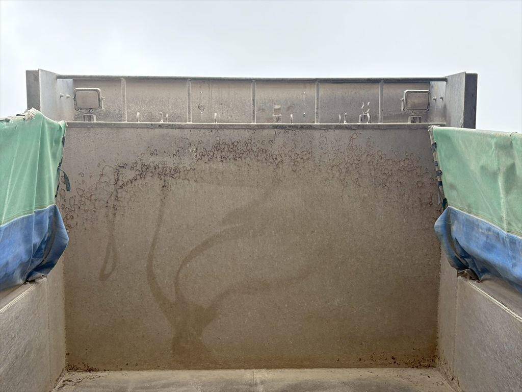 日野レンジャーダンプ増トン（6t・8t）[写真05]