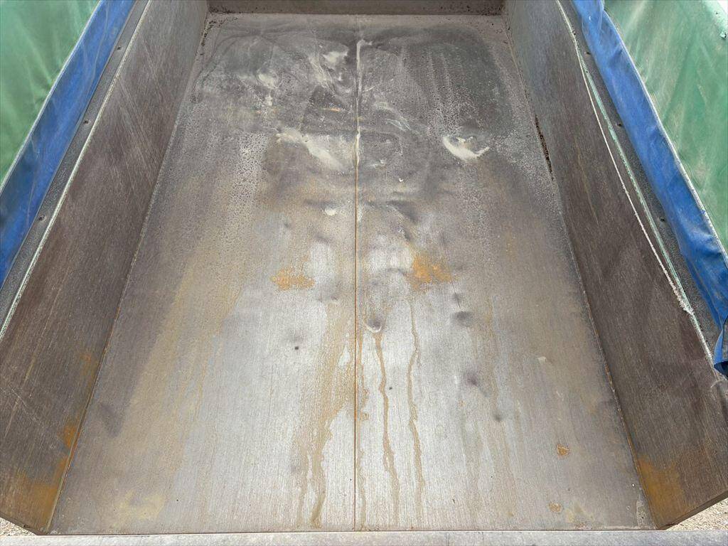 日野レンジャーダンプ増トン（6t・8t）[写真06]