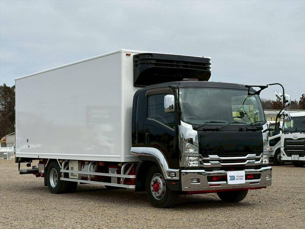 いすゞフォワード冷凍車（冷蔵車）増トン（6t・8t）[写真02]