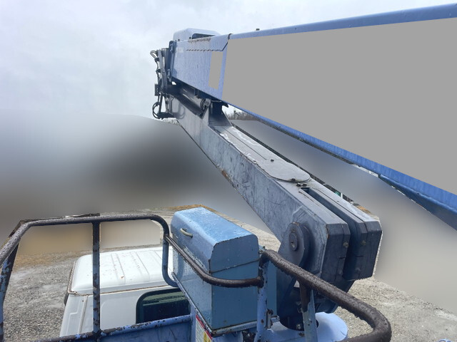 いすゞエルフ高所作業車小型（2t・3t）[写真10]