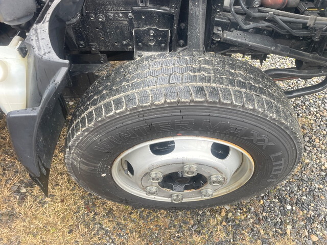 いすゞエルフ高所作業車小型（2t・3t）[写真18]