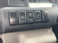 いすゞエルフ高所作業車小型（2t・3t）[写真32]