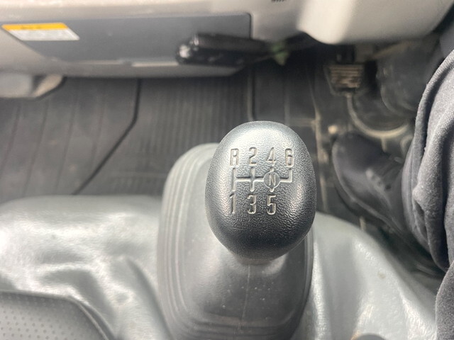 いすゞエルフ高所作業車小型（2t・3t）[写真32]