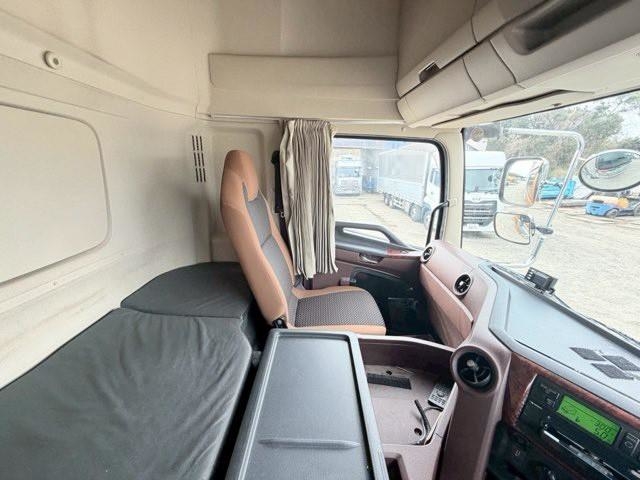 日野プロフィア冷凍車（冷蔵車）大型（10t）[写真12]