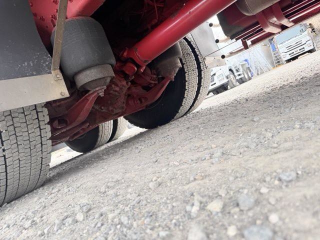 日野プロフィア冷凍車（冷蔵車）大型（10t）[写真22]