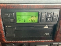 日野プロフィア冷凍車（冷蔵車）大型（10t）[写真09]