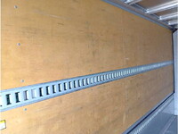 いすゞエルフアルミウイング小型（2t・3t）[写真12]