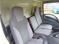 いすゞエルフアルミウイング小型（2t・3t）[写真15]